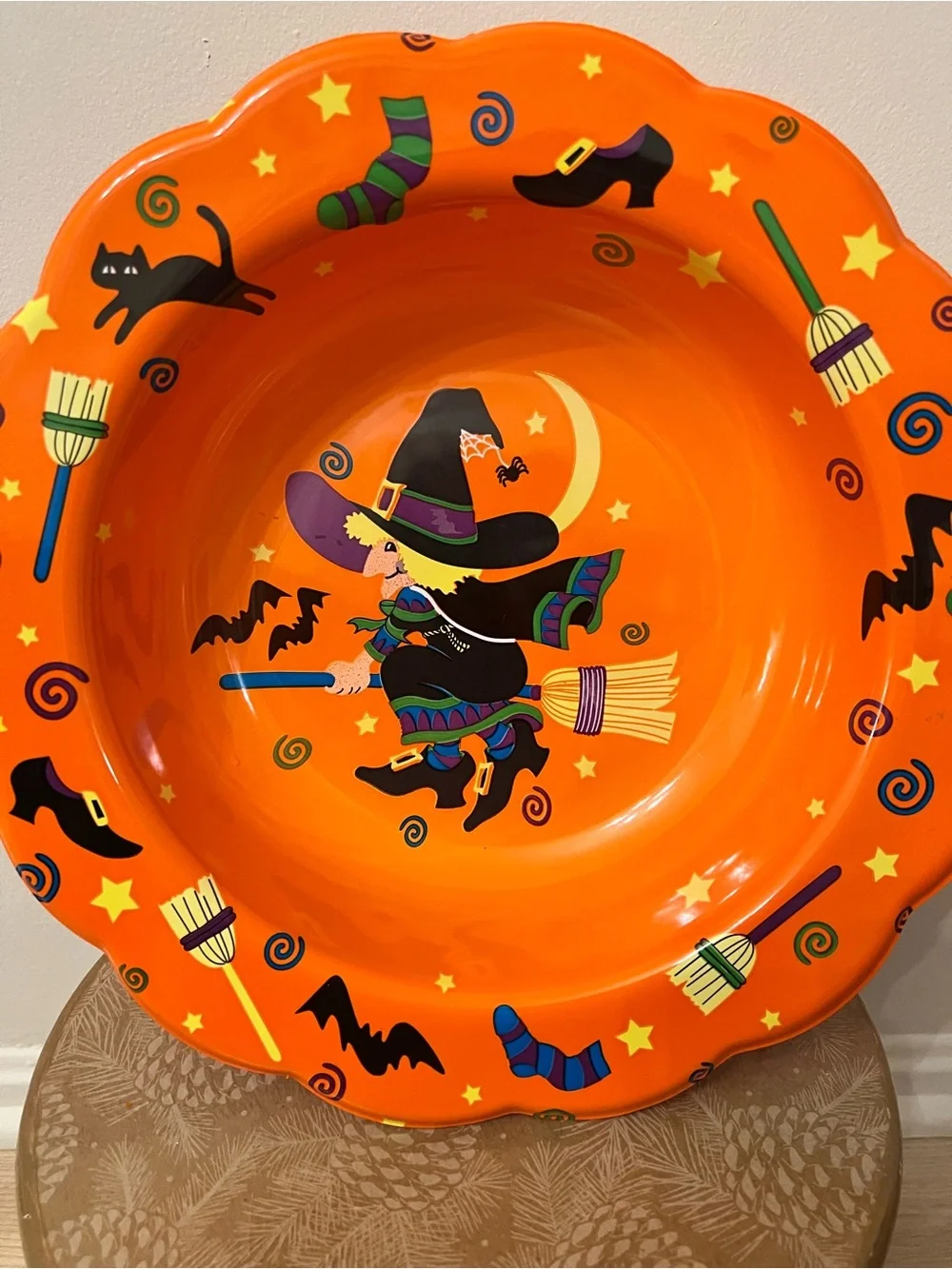 Vintage vibrant Halloween bowl